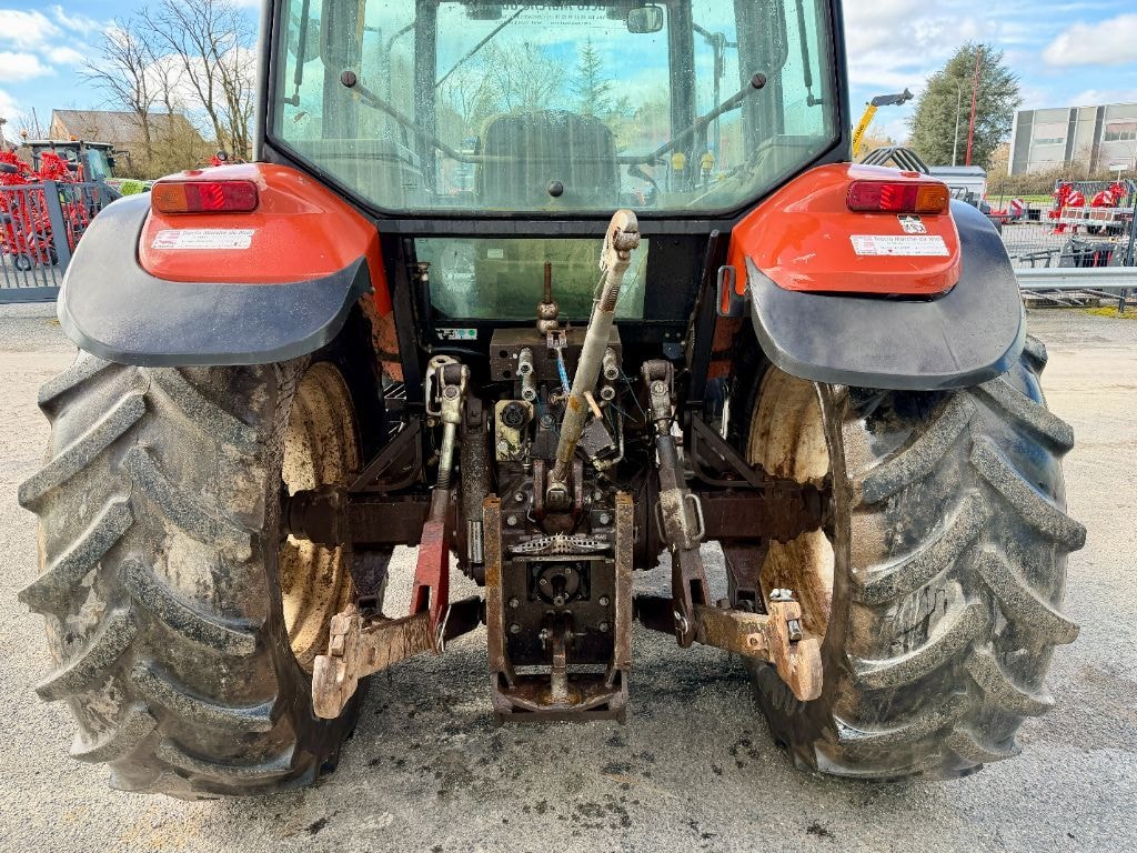 Tracteur NEW HOLLAND M100 - photo slide 6