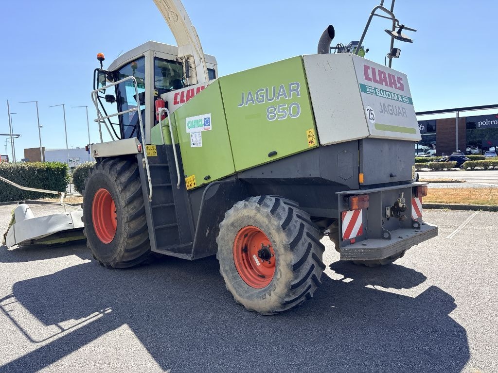 Ensileuse CLAAS JAGUAR 850 - photo slide 5