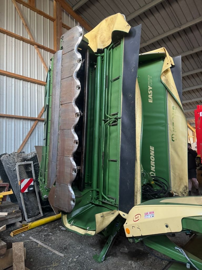 Faucheuse conditionneuse KRONE F360CV + B880CV COLLECT - photo slide 7