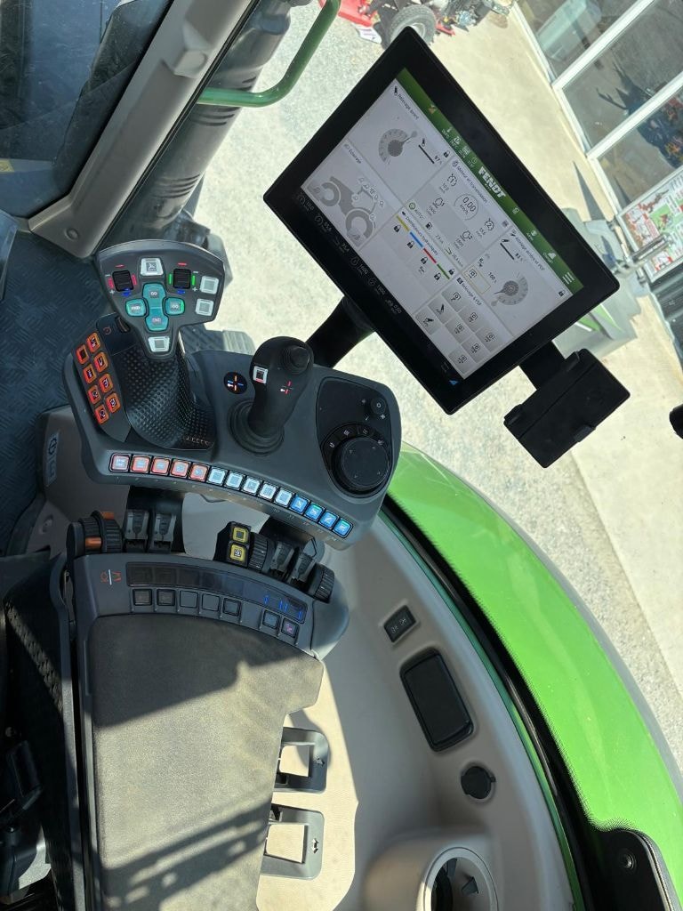 Tracteur FENDT 722 VARIO POWER + - photo slide 22