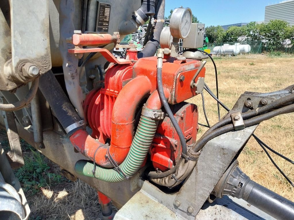 Tonne a lisier PICHON TCI 15700 EPB - photo slide 11
