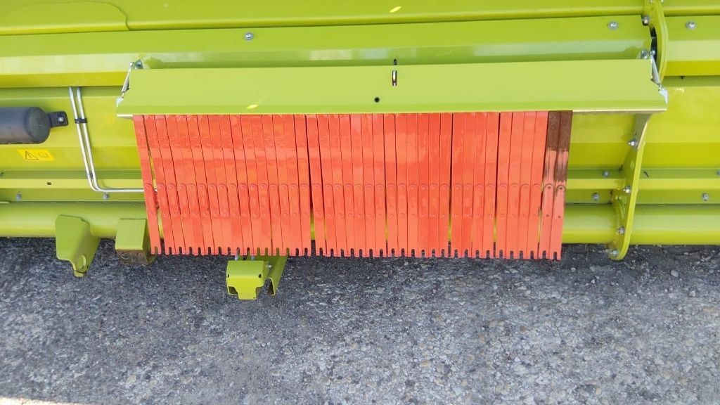 Moissonneuse CLAAS LEXION 8700 - photo slide 14