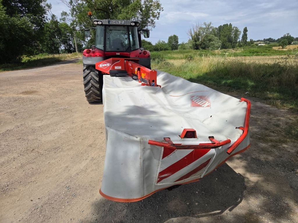 Faucheuse KUHN GMD 4010 - photo slide 5