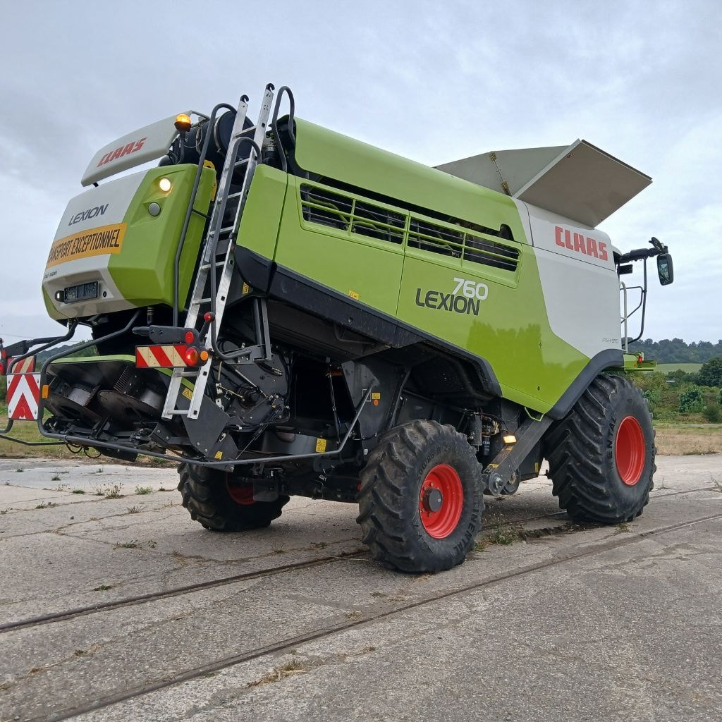 Moissonneuse CLAAS LEXION 760 - photo slide 13