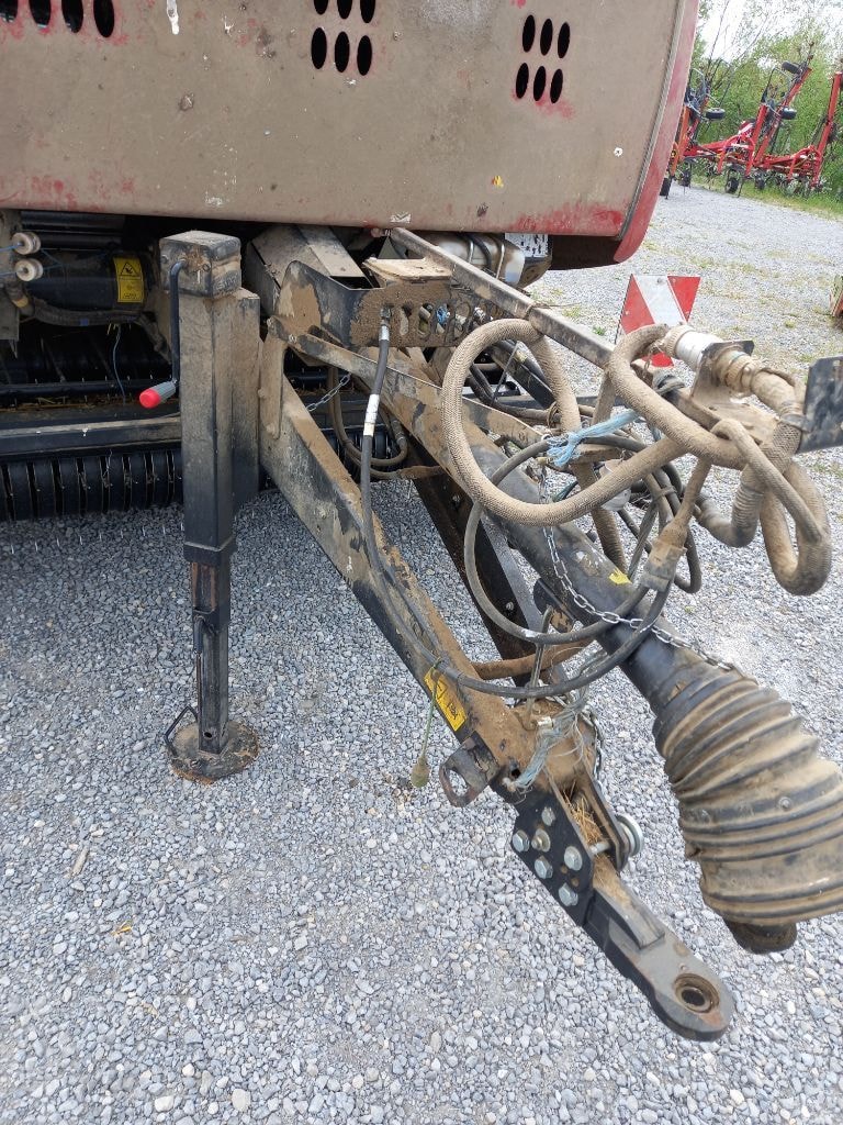 Presse balles rondes CASE IH RB 465 - photo slide 12