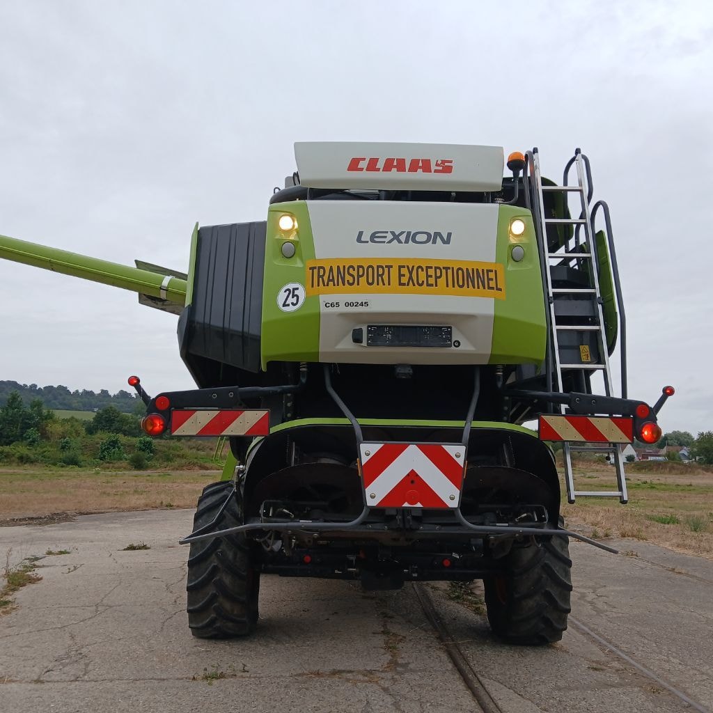 Moissonneuse CLAAS LEXION 760 - photo slide 14