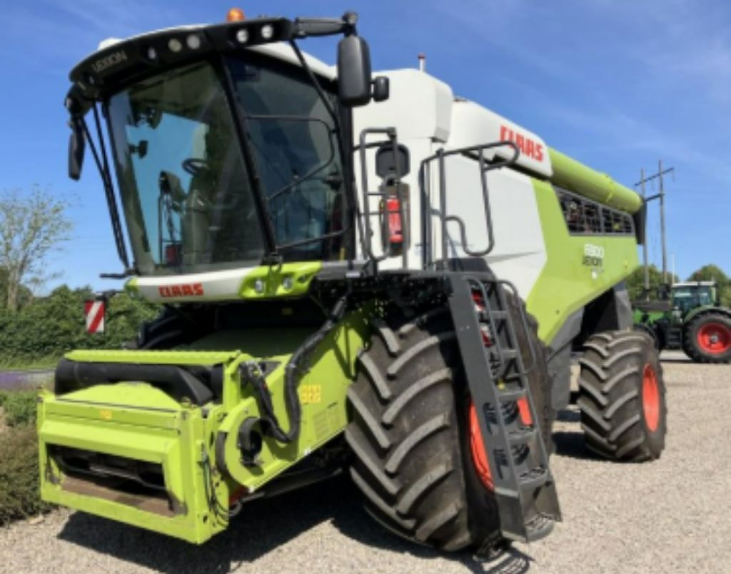 Moissonneuse CLAAS LEXION 6900 - photo slide 1
