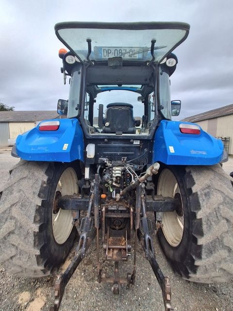 Tracteur chargeur NEW HOLLAND T5.95 Electro Command - photo slide 5