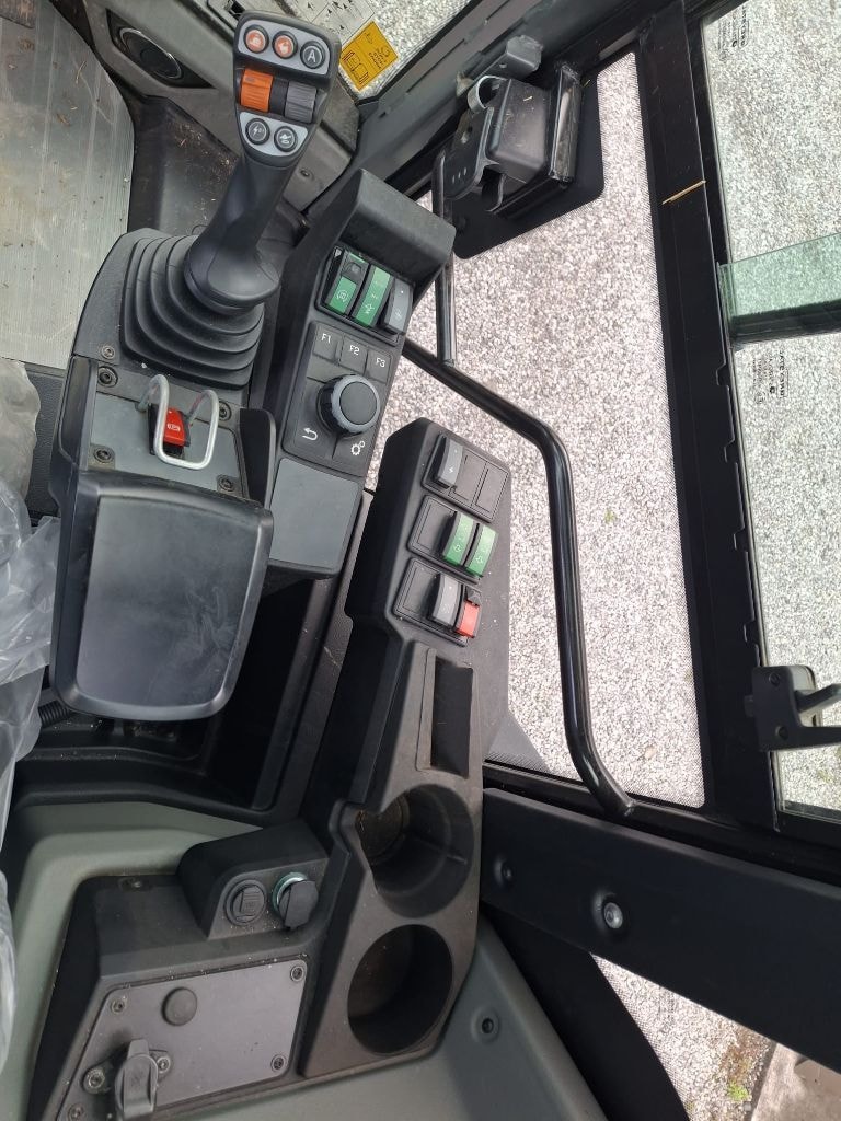 Telescopique WEIDEMANN 9580T - photo slide 6