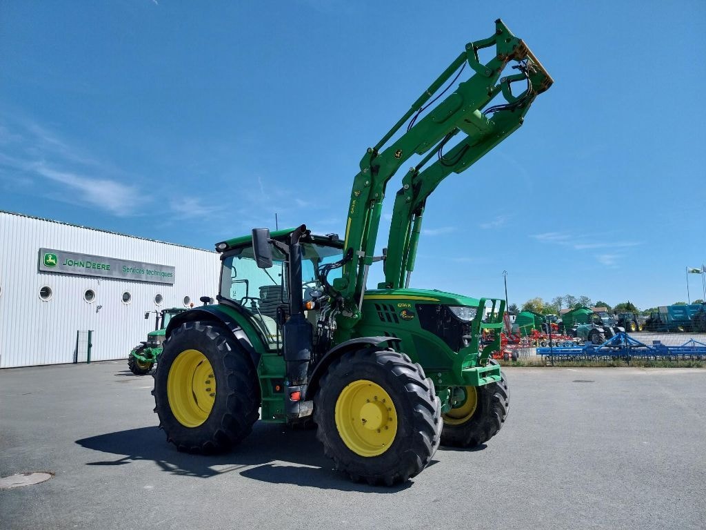 Tracteur chargeur JOHN DEERE 6135R - photo slide 2