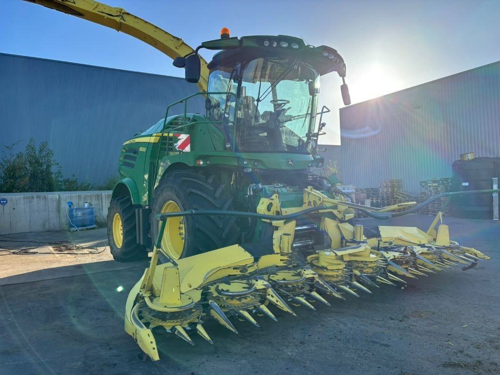 Ensileuse JOHN DEERE 8500 - photo slide 14