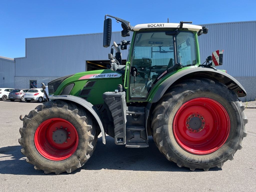 Tracteur FENDT 724 VARIO PROFI + - photo slide 2
