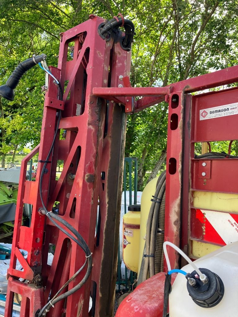 Pulverisateur HARDI MASTER PLUS - photo slide 9