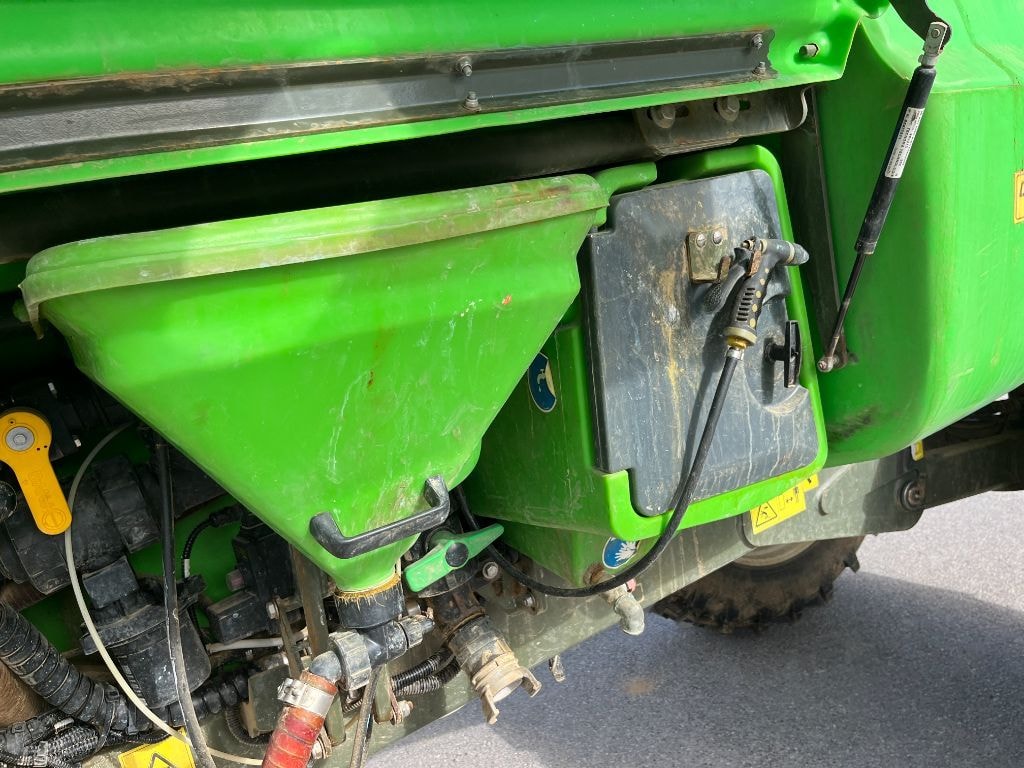 Pulverisateur TECNOMA TECNIS 4500 - photo slide 26