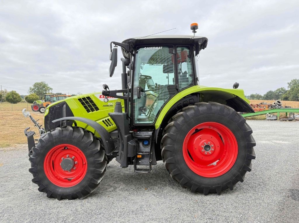 Tracteur CLAAS ARION 510 HEXASHIFT - - photo slide 2