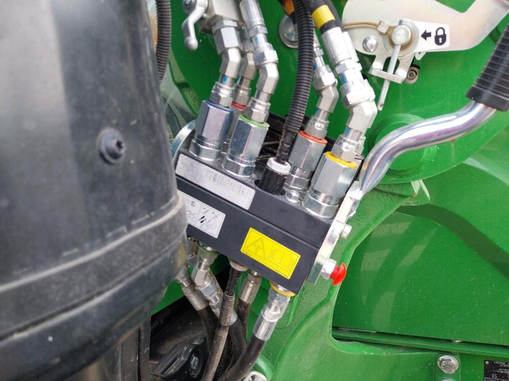 Tracteur JOHN DEERE 6120M - photo slide 13