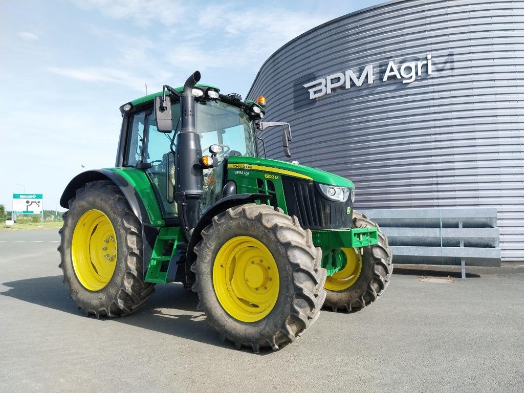 Tracteur JOHN DEERE 6100M - photo slide 1