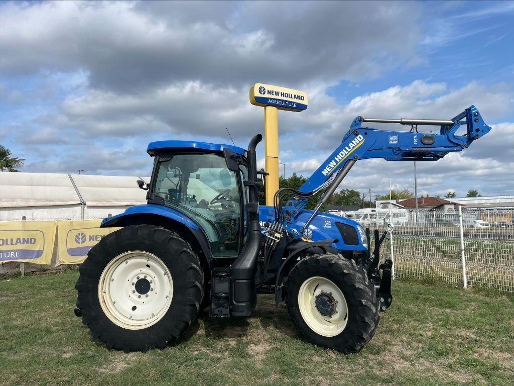 Tracteur chargeur NEW HOLLAND T6.155 - photo slide 5