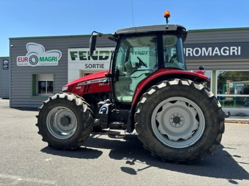 Tracteur MASSEY FERGUSON 5711 S - photo slide 1