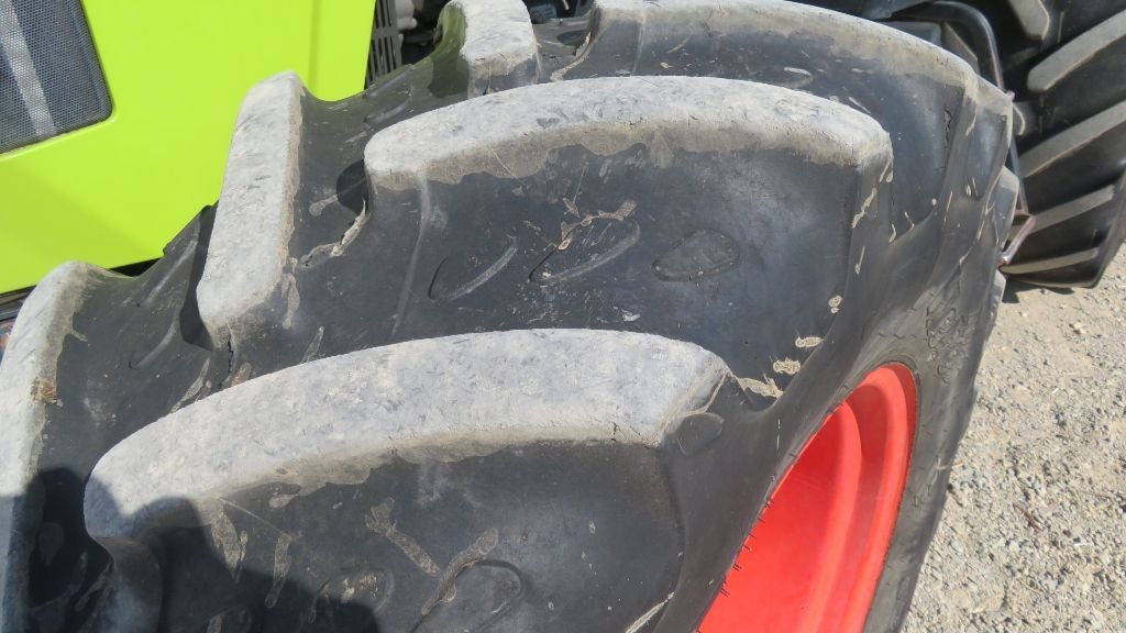 Tracteur chargeur CLAAS AXOS 320 CX  - photo slide 26