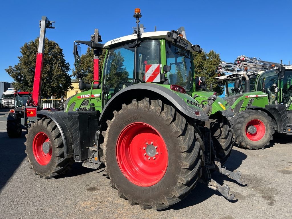 Tracteur FENDT 716 VARIO POWER + - photo slide 9