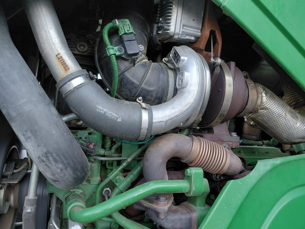 Tracteur JOHN DEERE 6195R - photo slide 11
