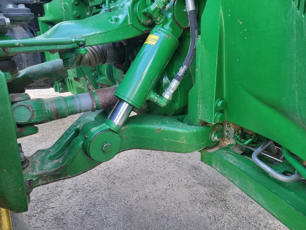 Tracteur JOHN DEERE 8320R - photo slide 11