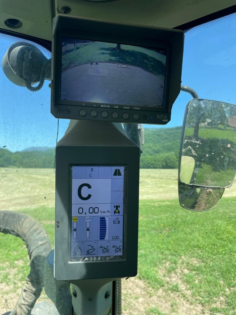 Tracteur chargeur CLAAS ARION 430 CIS - photo slide 12