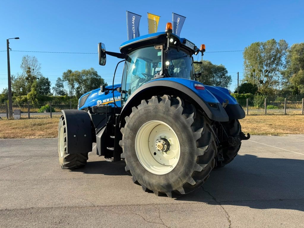 Tracteur NEW HOLLAND T7.275 HD - photo slide 4