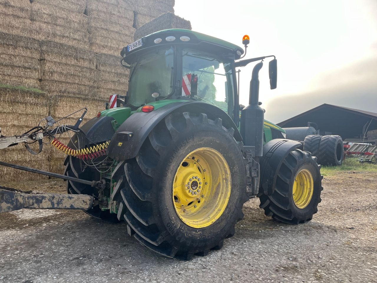 Tracteur JOHN DEERE 7310R - photo slide 5