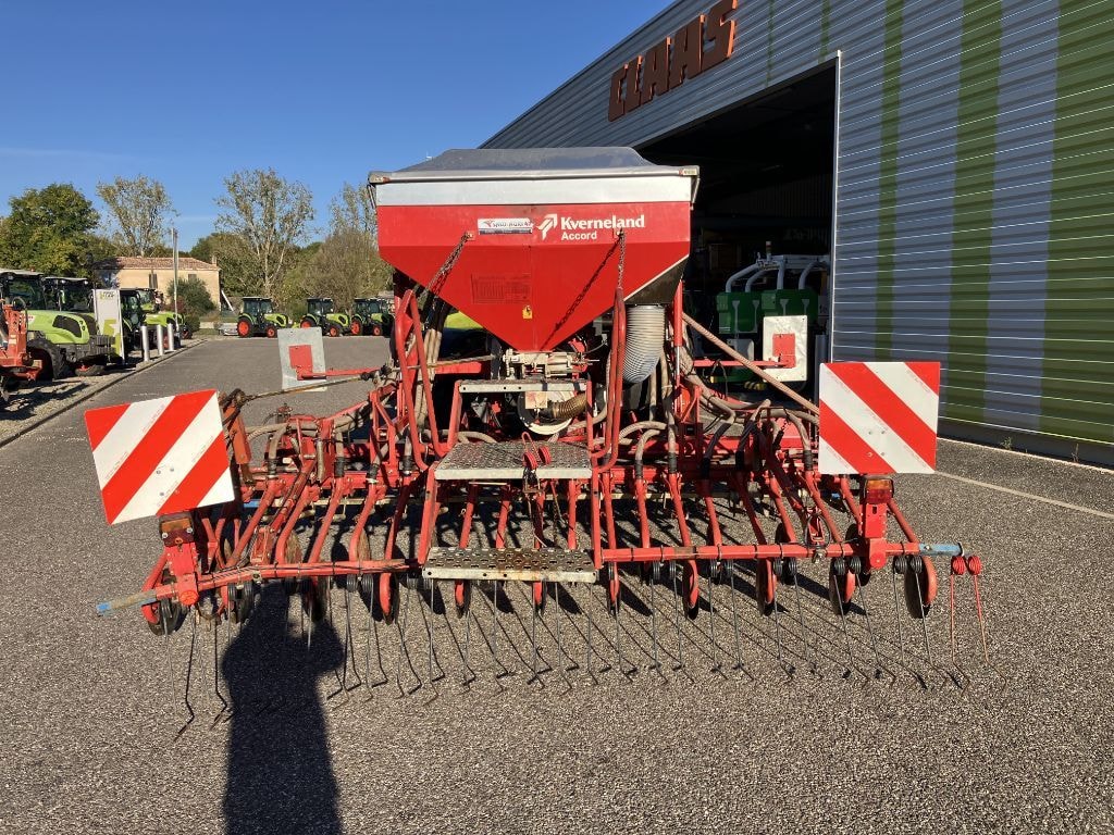 Combine de Semis ACCORD Rotative Perugini + Semoir Kverneland - photo slide 5