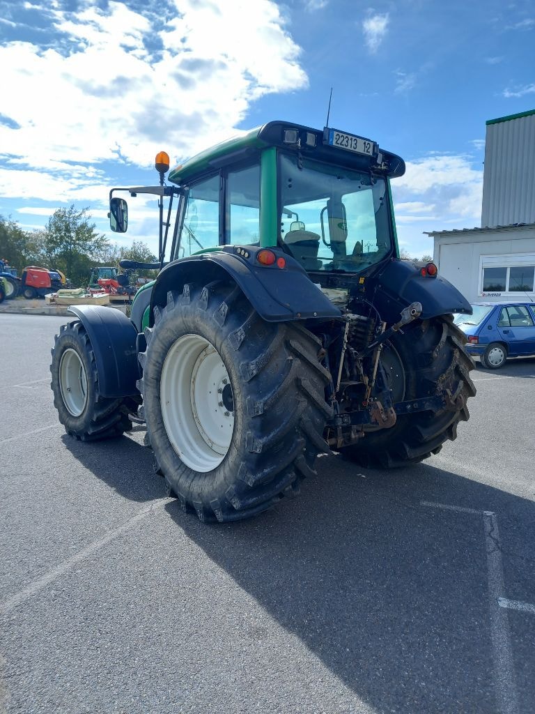 Tracteur VALTRA N141 - photo slide 4