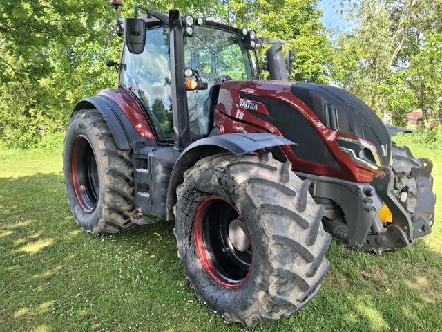 Tracteur VALTRA T215 - photo slide 3