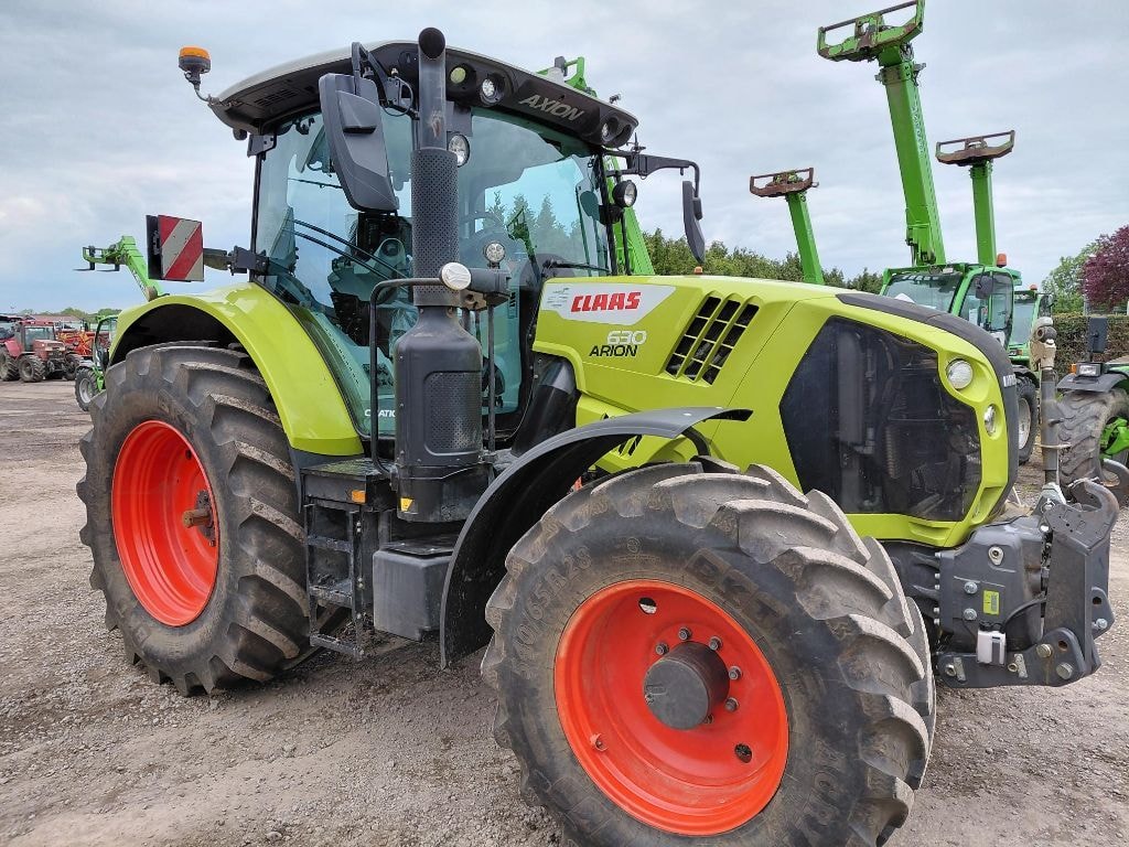 Tracteur CLAAS ARION 630 CMATIC - photo slide 2