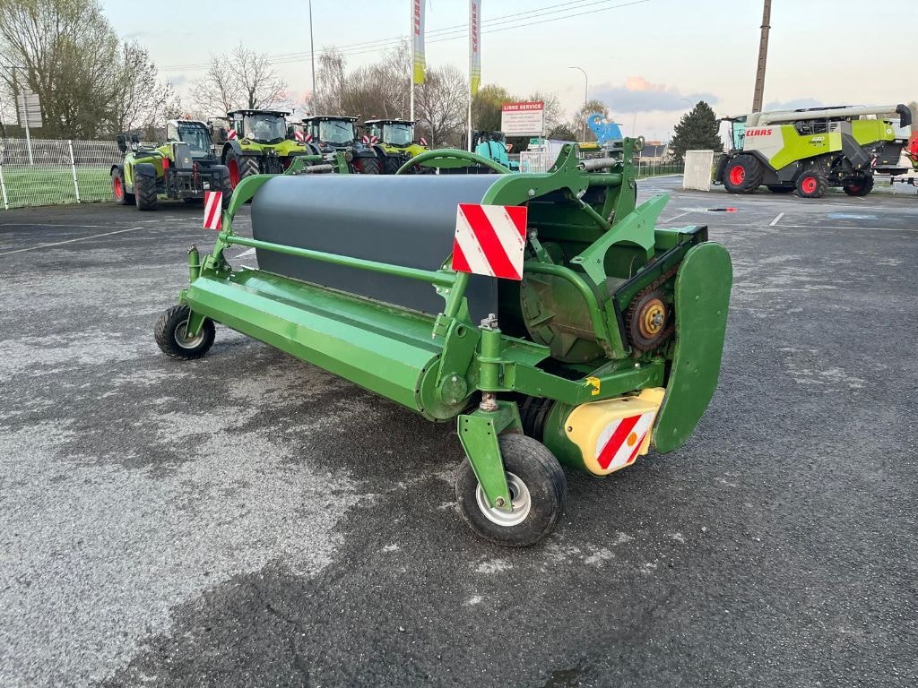 Pick-up KRONE Easy flow 380S - photo slide 3
