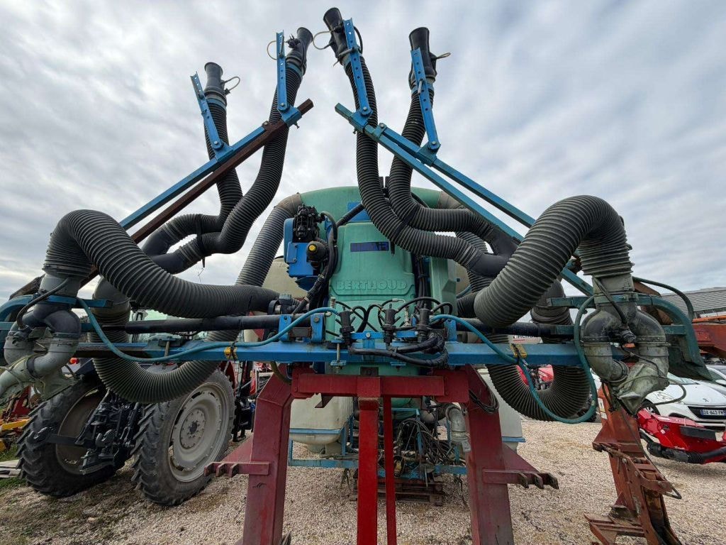 Pulverisateur vigne BERTHOUD SUPAIR - photo slide 5
