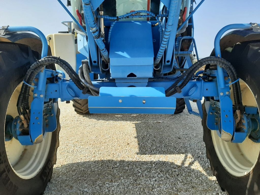 Pulverisateur automoteur MATROT Helios M 24 D - photo slide 15