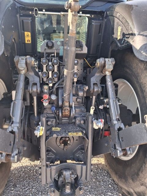Tracteur VALTRA S274 - photo slide 8