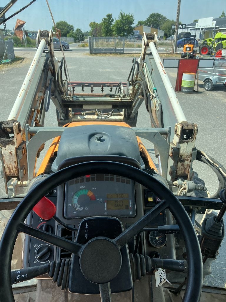 Tracteur chargeur RENAULT ARES 610 RZ - photo slide 9