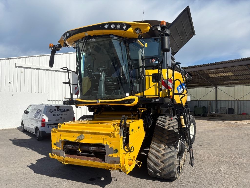 Moissonneuse NEW HOLLAND CR10.90 - photo slide 15