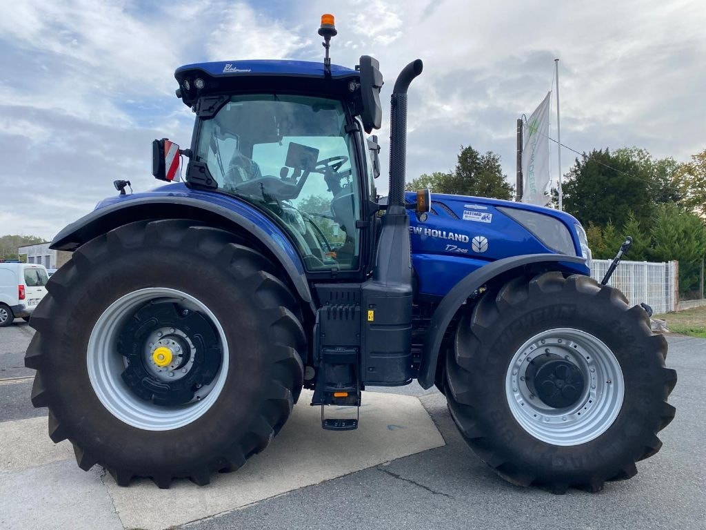 Tracteur NEW HOLLAND T7.245 BLUEPOWER - photo slide 4
