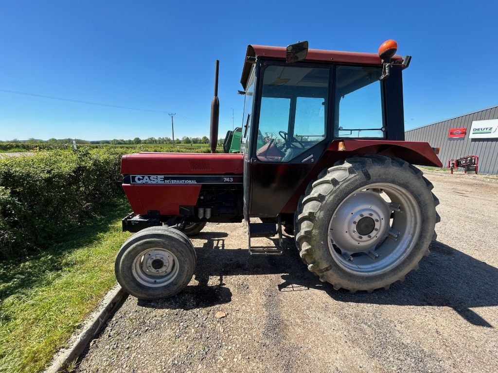 Tracteur CASE IH 743 - photo slide 28