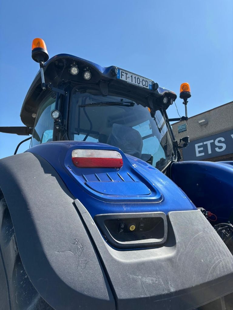 Tracteur NEW HOLLAND T7-315 - photo slide 12