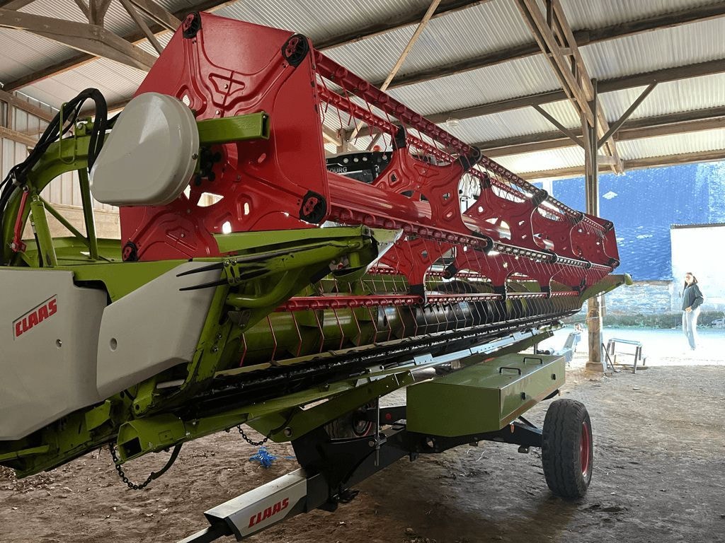 Moissonneuse CLAAS Trion 650 - photo slide 11