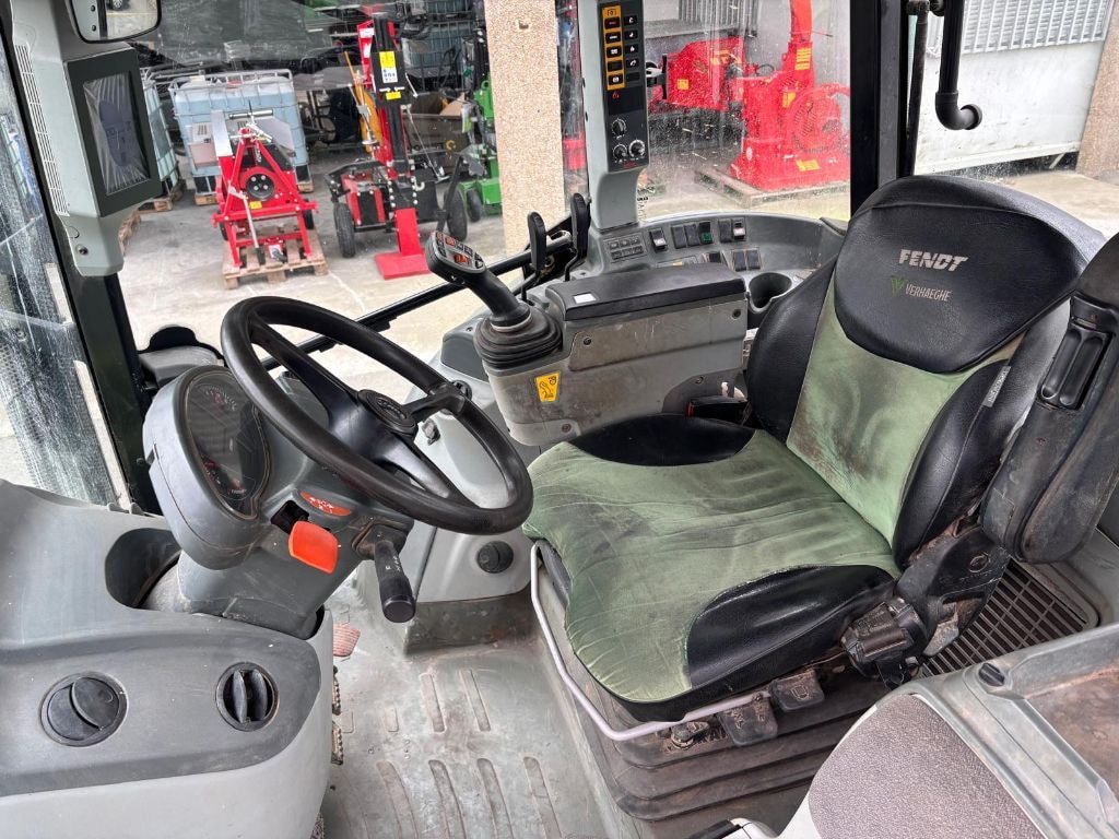 Tracteur CLAAS ARION 420 - photo slide 19