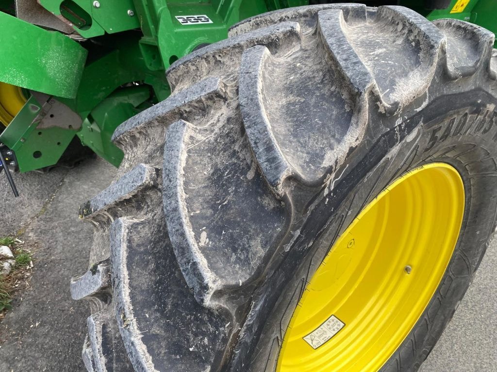 Moissonneuse JOHN DEERE T 560 HM - photo slide 26