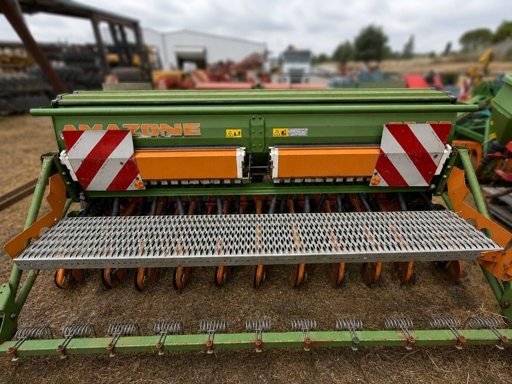 Combine de Semis AMAZONE KE 303 + D9.30 spécial - photo slide 5