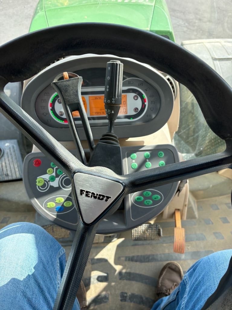 Tracteur FENDT 936 VARIO PROFI + - photo slide 12