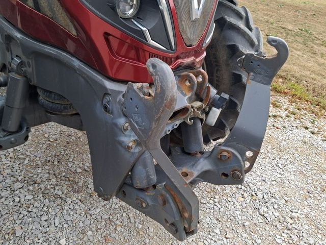 Tracteur VALTRA T144  ACTIVE - photo slide 10