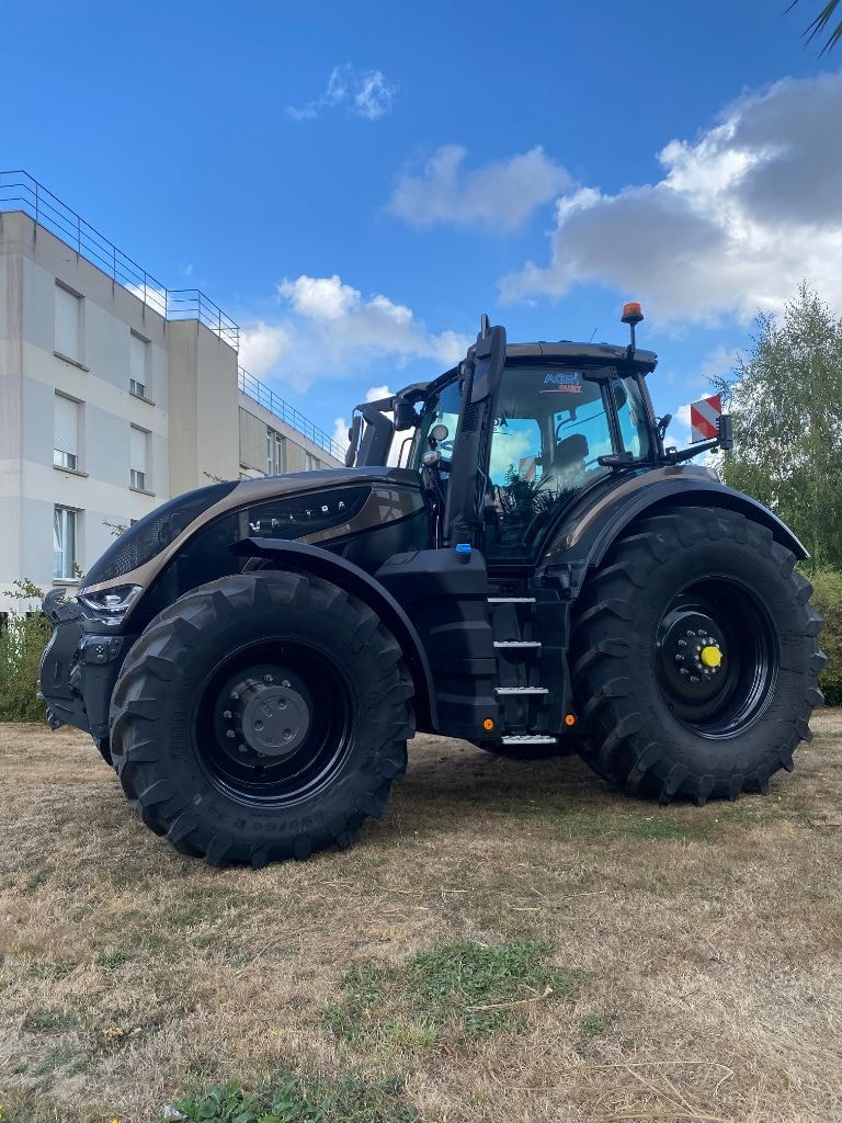 Tracteur VALTRA S376 - photo slide 2